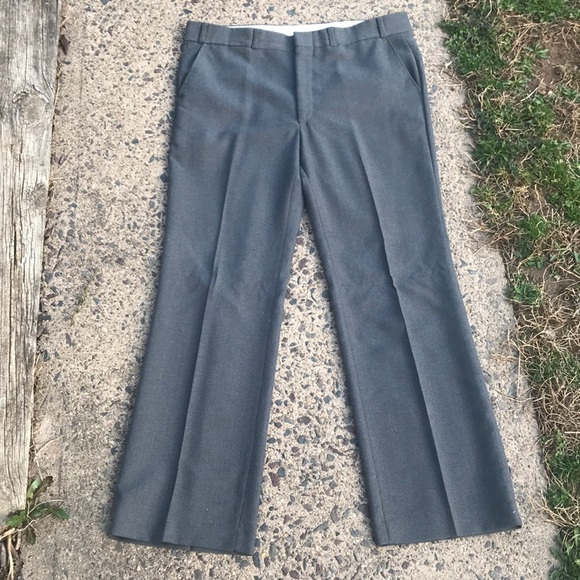 unknown Other - Men’s dress slacks. Gray 40x32